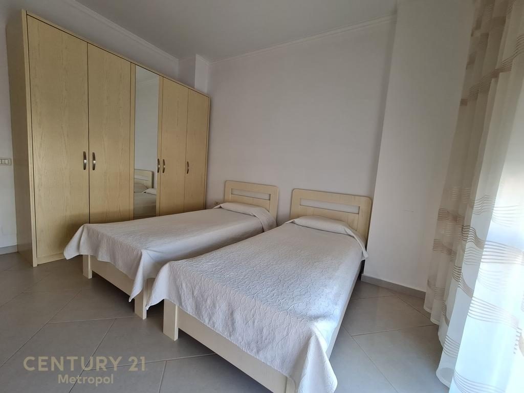 APARTAMENT PER QIRA 2+1+2, KOPSHTI ZOOLOGJIK!