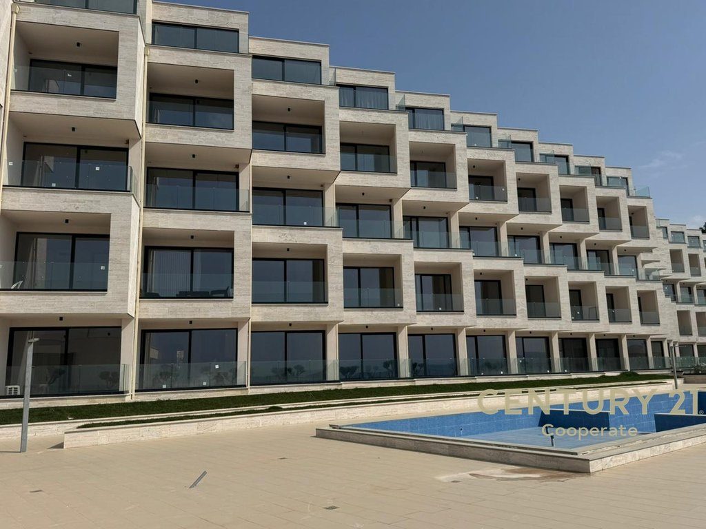 SHESIM APARTAMENT 2+1 TEK IONIAN BAY SARANDE - PAMJE DET.