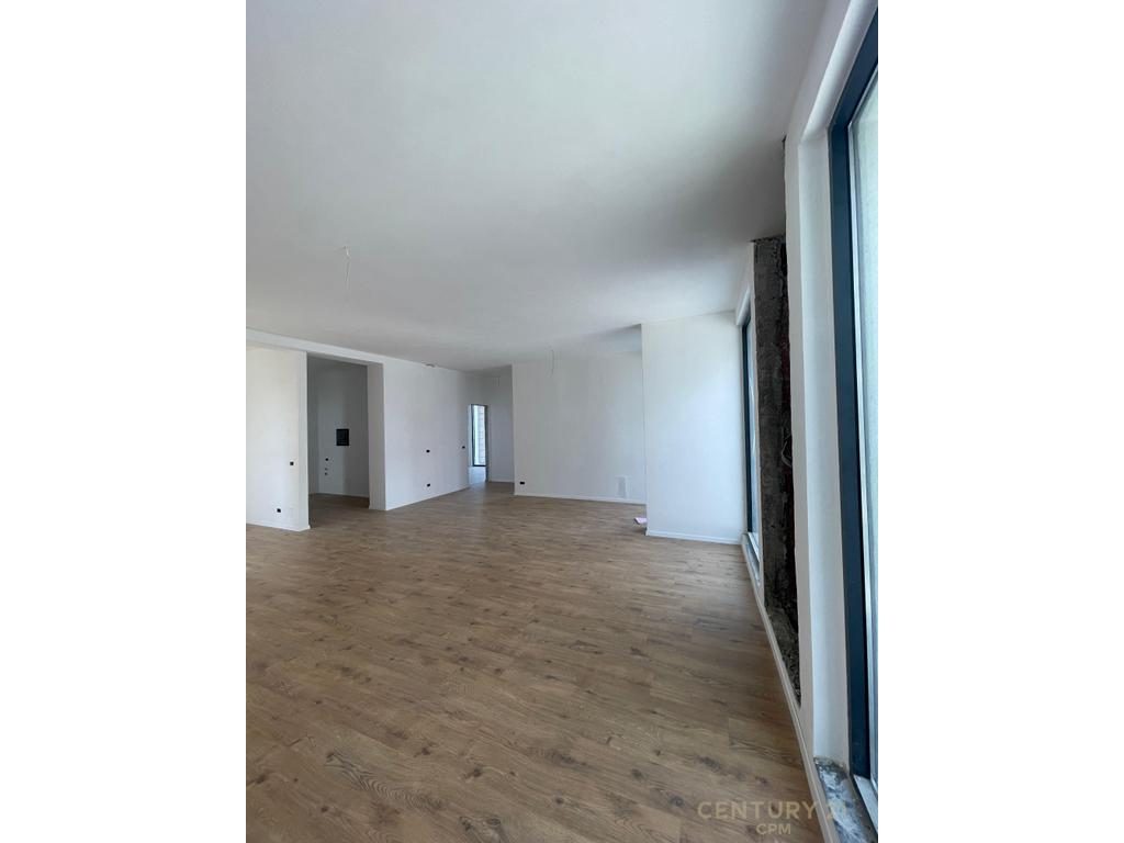 Apartament Modern 2+1+2+Post Parkimi në Rezidencën Tulipan, Mjull - Bathore
