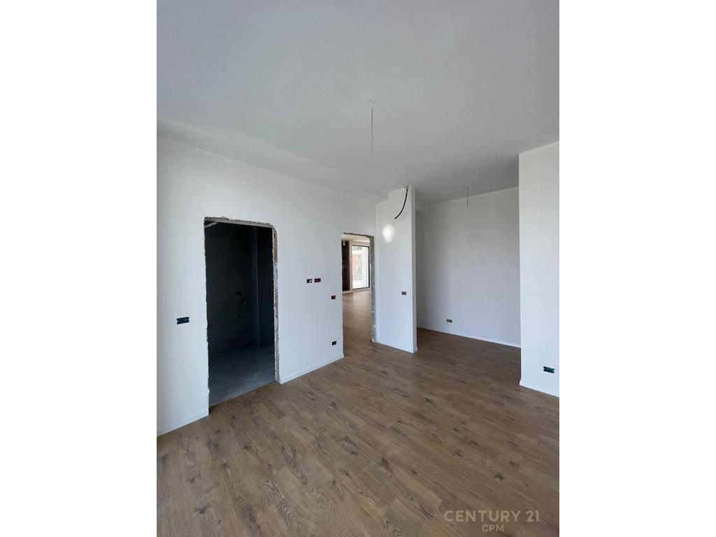 Apartament Modern 2+1+2+Post Parkimi në Rezidencën Tulipan, Mjull - Bathore