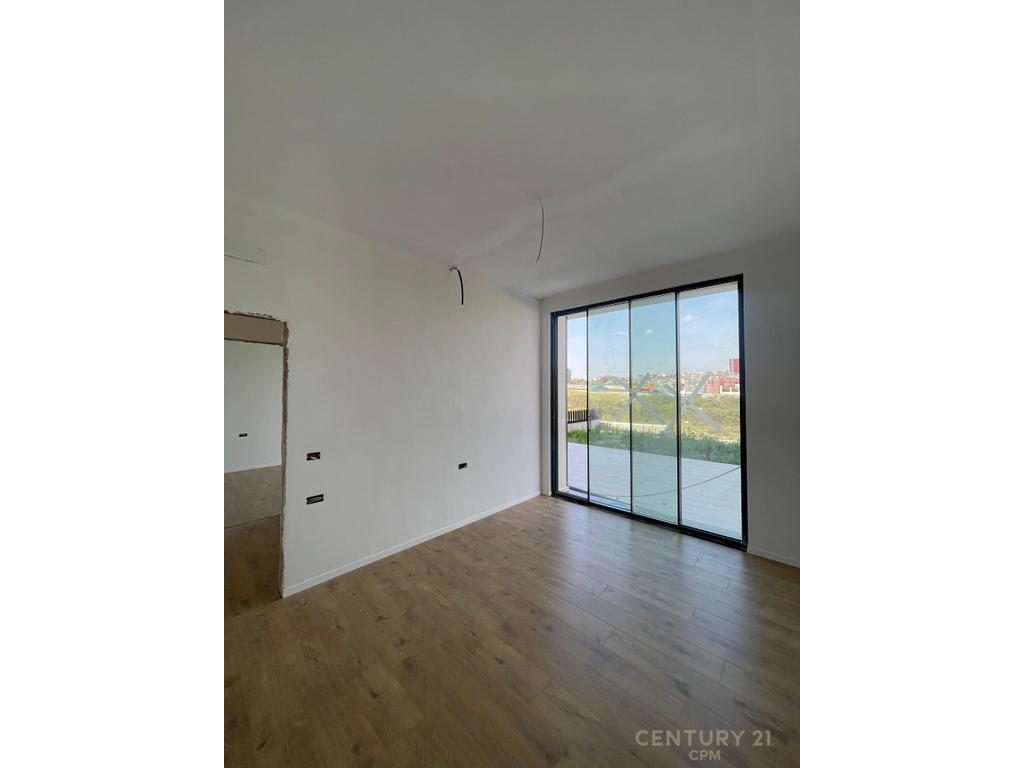 Apartament Modern 2+1+2+Post Parkimi në Rezidencën Tulipan, Mjull - Bathore