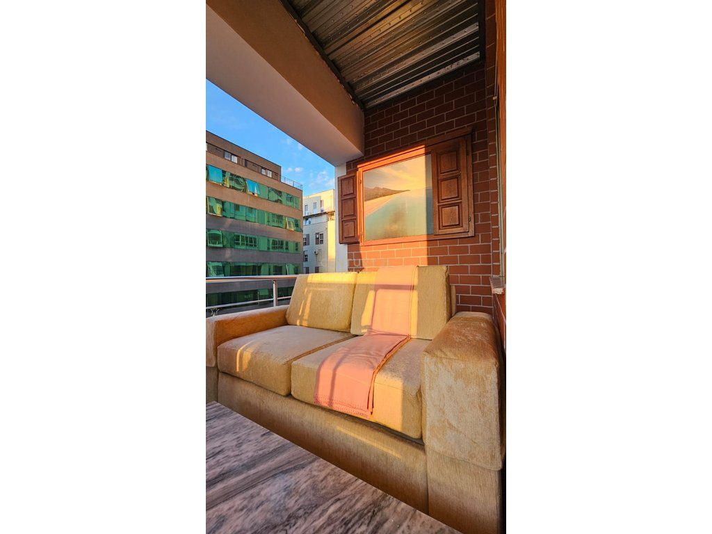JAPIM ME QIRA  APARTAMENT 1+1 TE USLUGA !