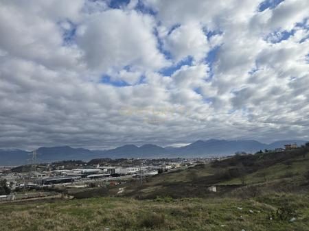 SHESIM TOKE ME SIPERFAQE 1925 M2 TE LIQENI I KASHARIT