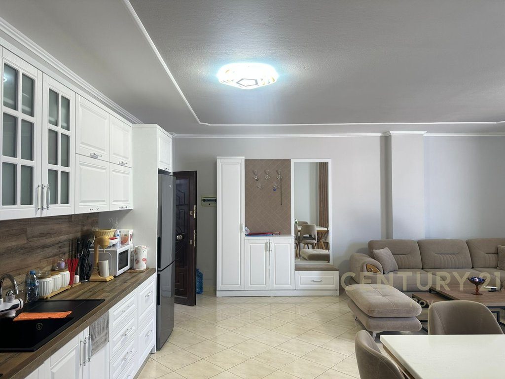 APARTAMENT 2+1+VERANDE PER SHITJE NE NJE KOMPLEKS REZIDENCIAL GOLEM!!!