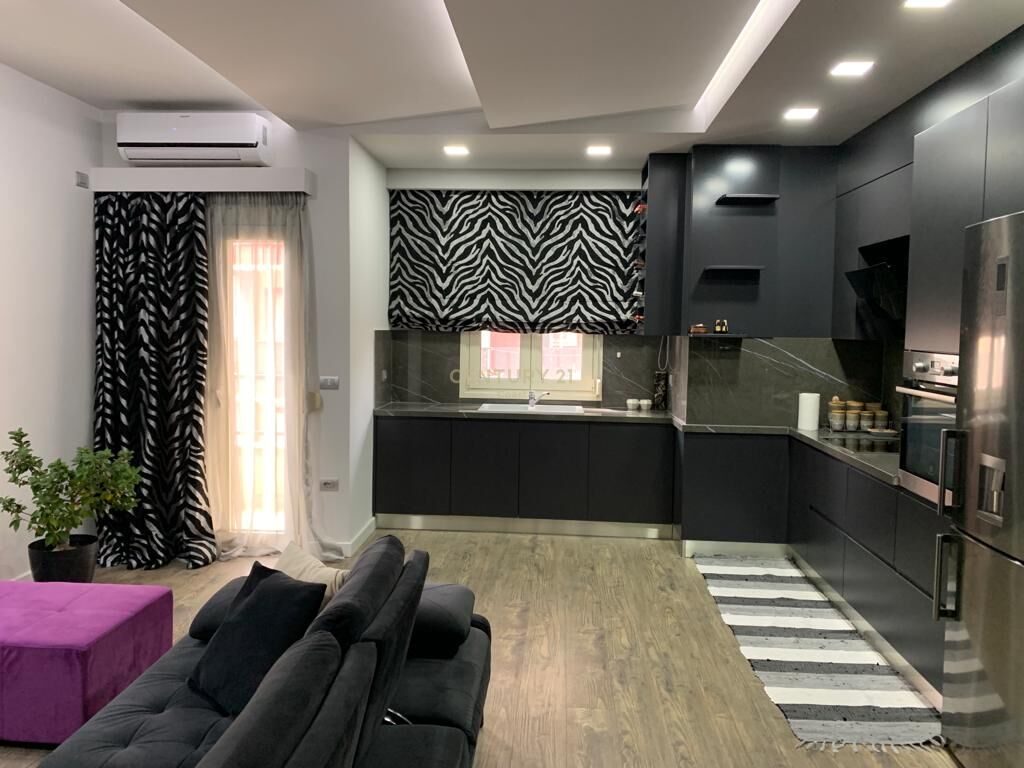 JEPET ME QIRA  APARTAMENT  1+1+2  NE SKELE , VLORE!!!