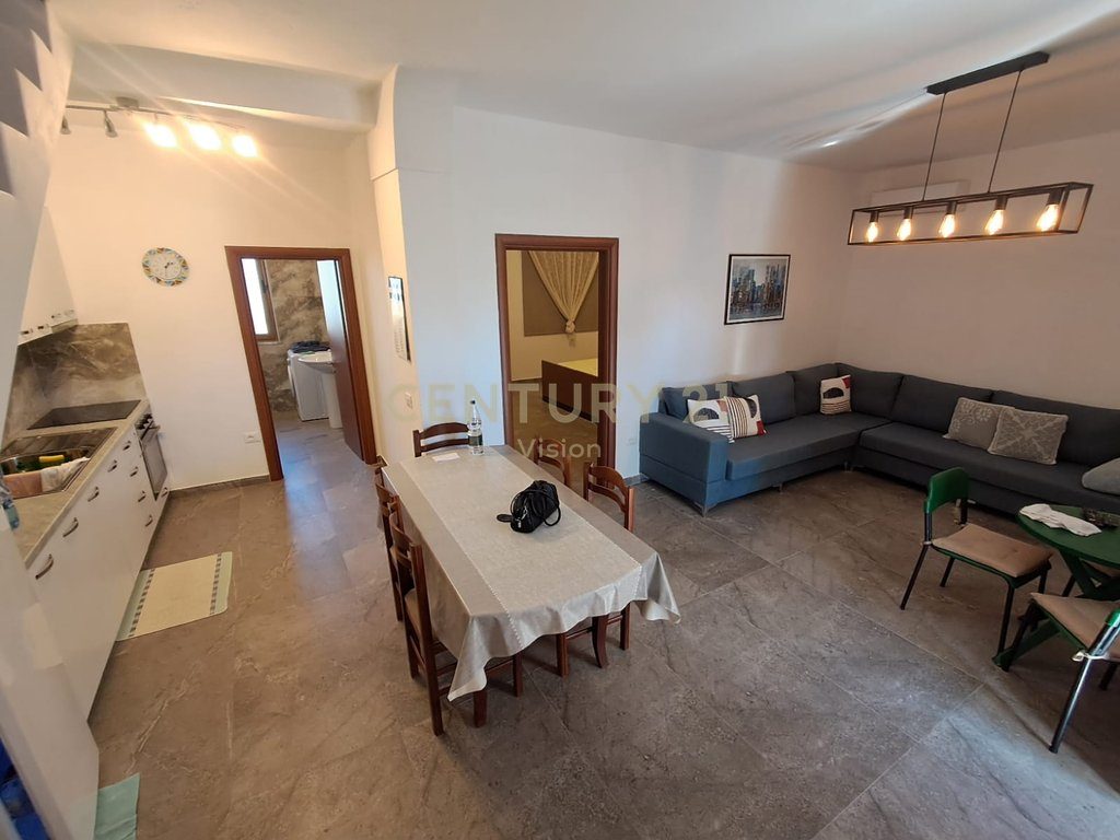 Shtëpi private 3-kateshe Për Shitje , Hardhiat e Egra, Shkodër  | 178 m²