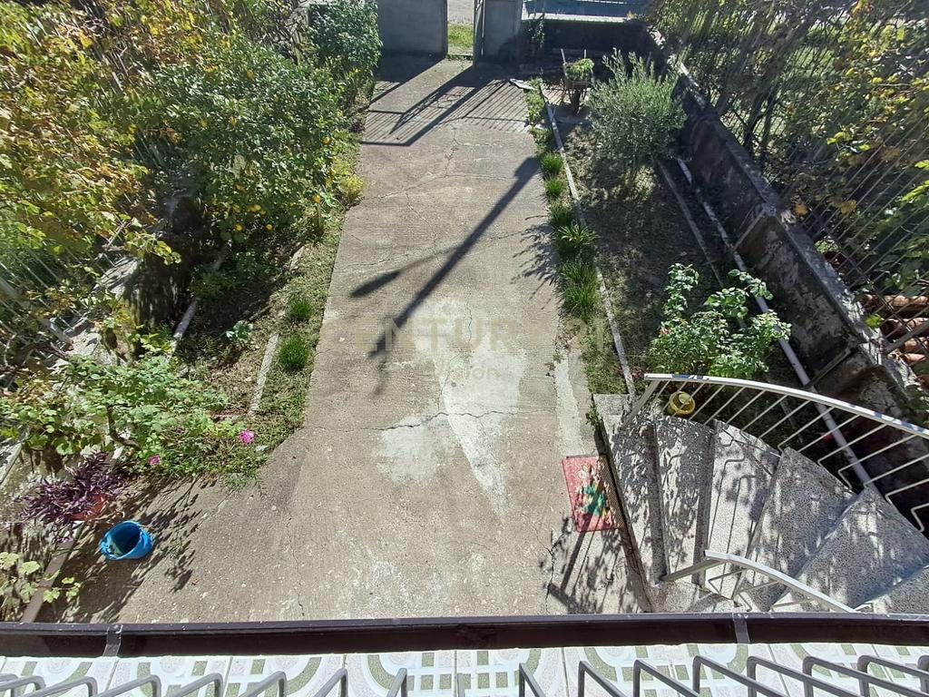 Shtëpi private 3-kateshe Për Shitje , Hardhiat e Egra, Shkodër  | 178 m²