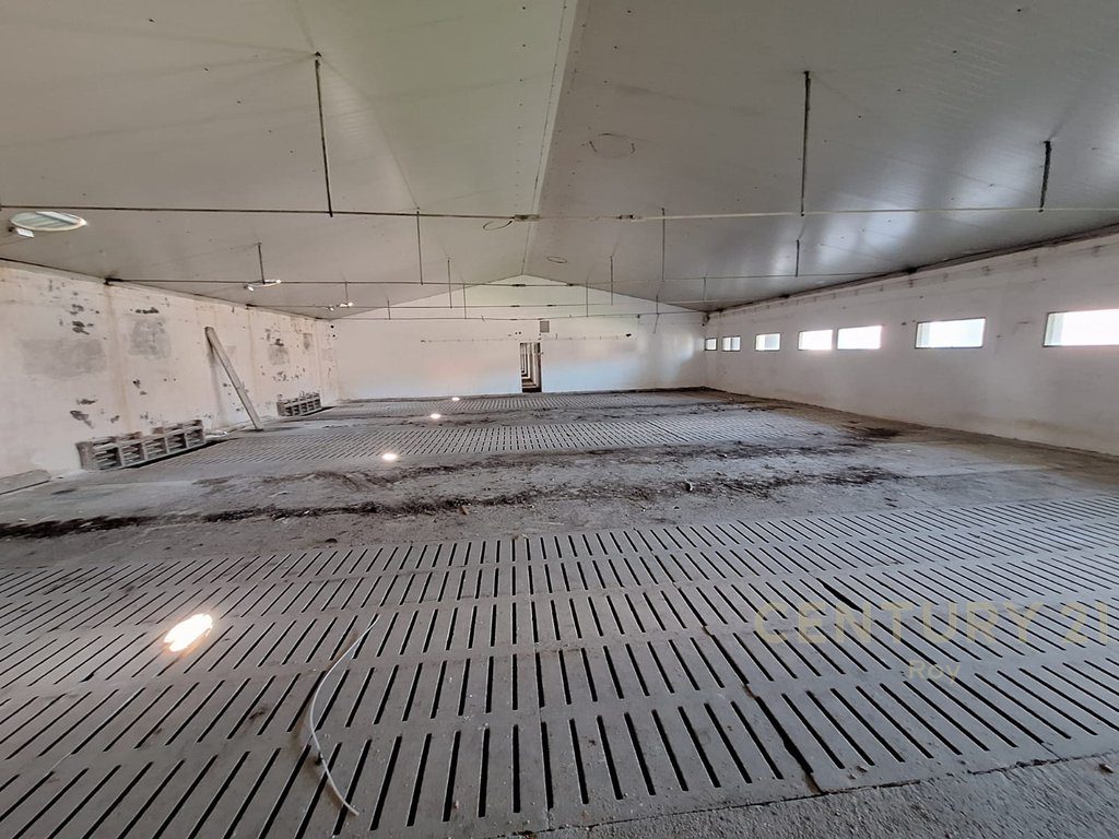 Kapanon ne Shitje  Xhafzotaj Durres- 1384m²  Ndertese | 3722 m²  Toke!!
