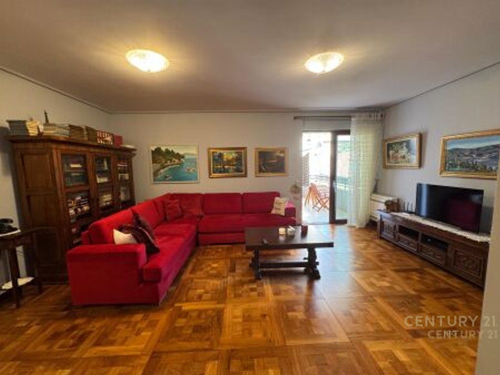 Apartament 2+1+2 ne Ish- Bllok