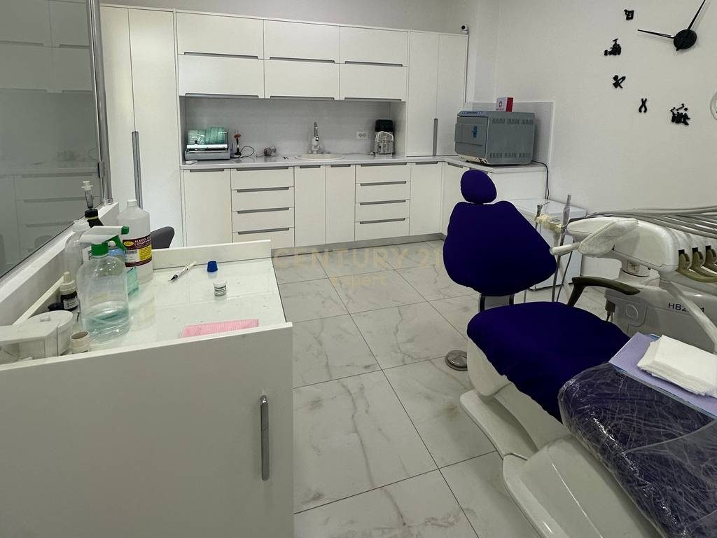 Shitet Klinike Dentare Astir