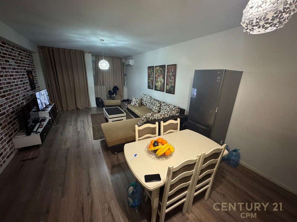 Apartament 1+1 Për Shitje në Fresku, Tiranë