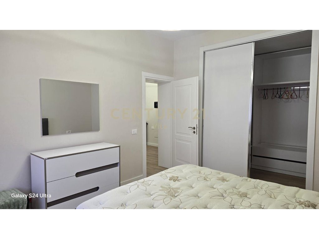Apartament 2+1 me Qira pranë Muzeumit, Durres !