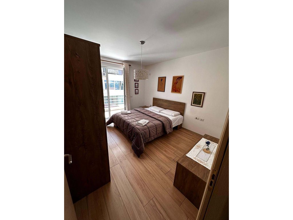 Apartament 1+1 me qira – Rruga Bogdanëve