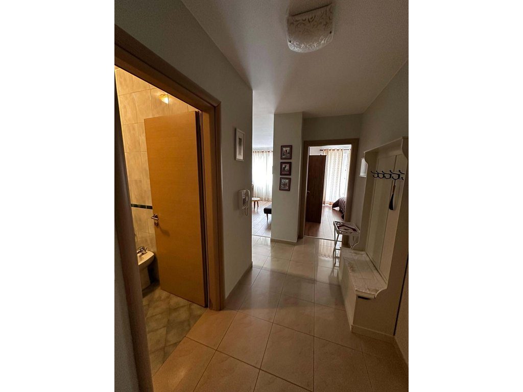 Apartament 1+1 me qira – Rruga Bogdanëve