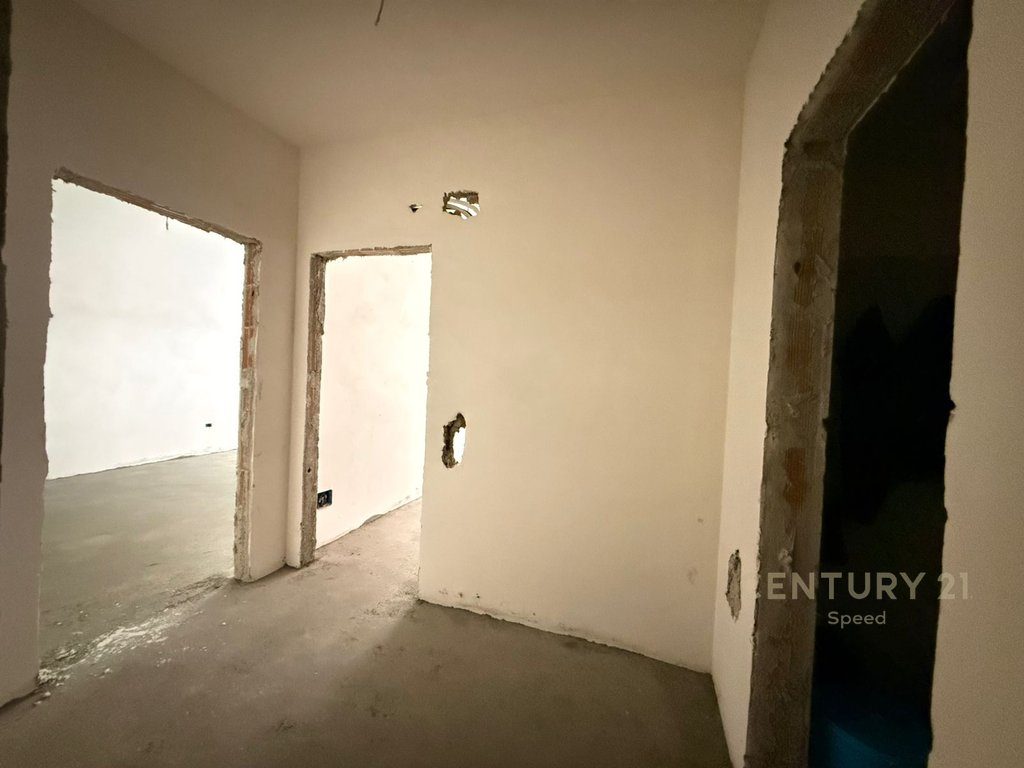 Shitet apartament 1+1 në Space City Building Complex, Paskuqan, pranë Bulevardit të Ri!