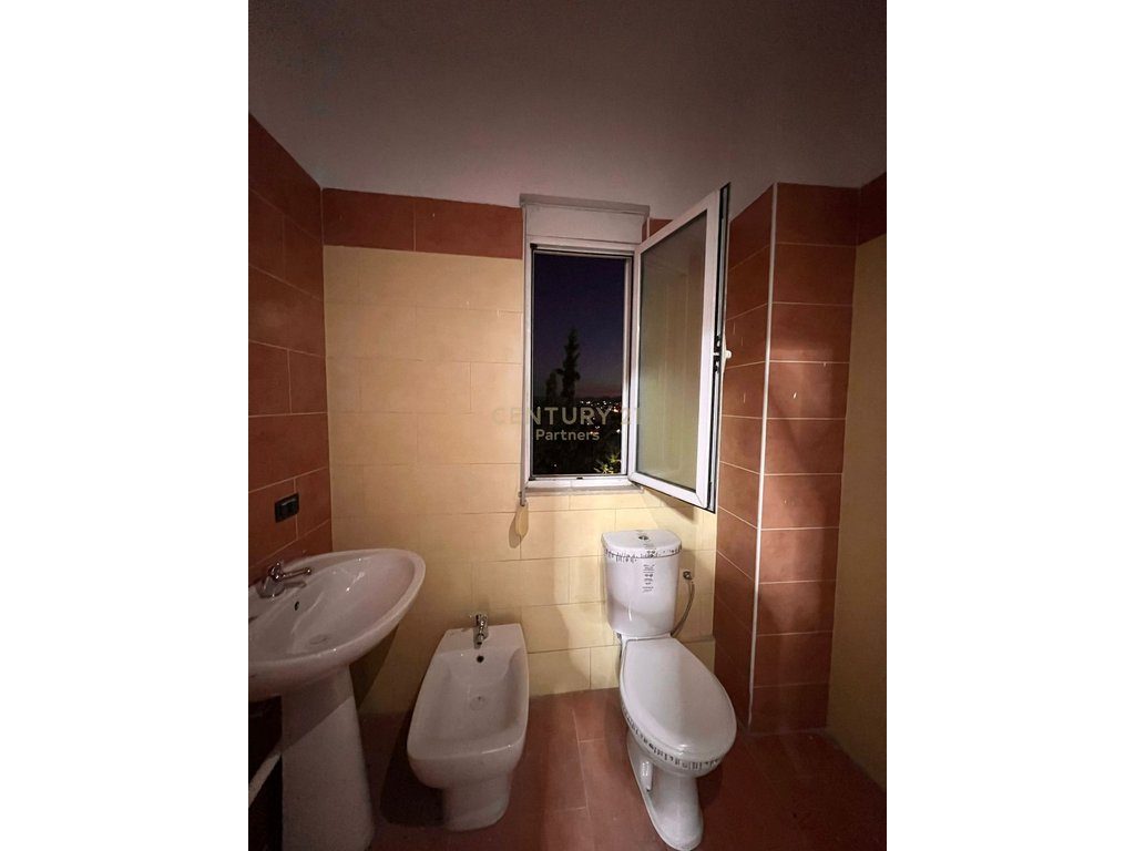 ‼️SHITET APARTAMENT EKSKLUZIV 3+1+2 ME SUPER PAMJE PANORAMIKE NGA TIRANA  NE FRESK‼️
