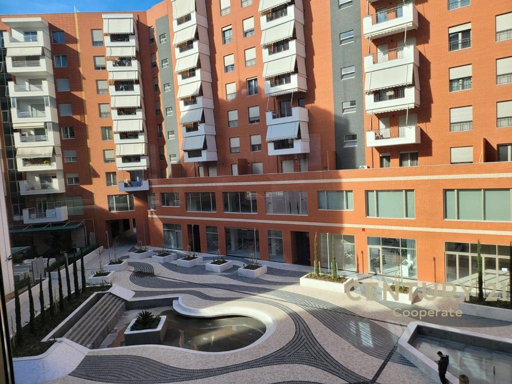 JAPIM ME QIRA ZYRE 583M²  - TEK DELIJORGJI