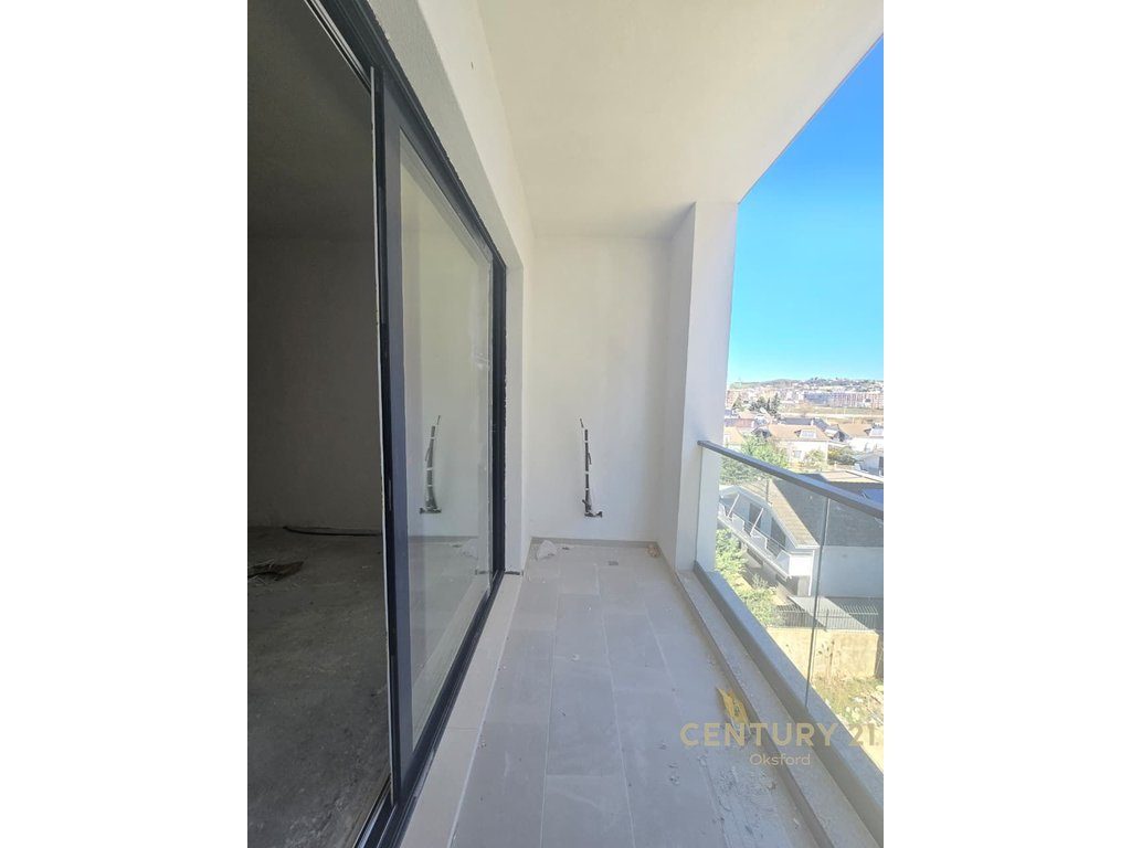 Apartament 1+1 për shitje në Golem, plotësisht i përfunduar dhe gati për sezonin e verës.