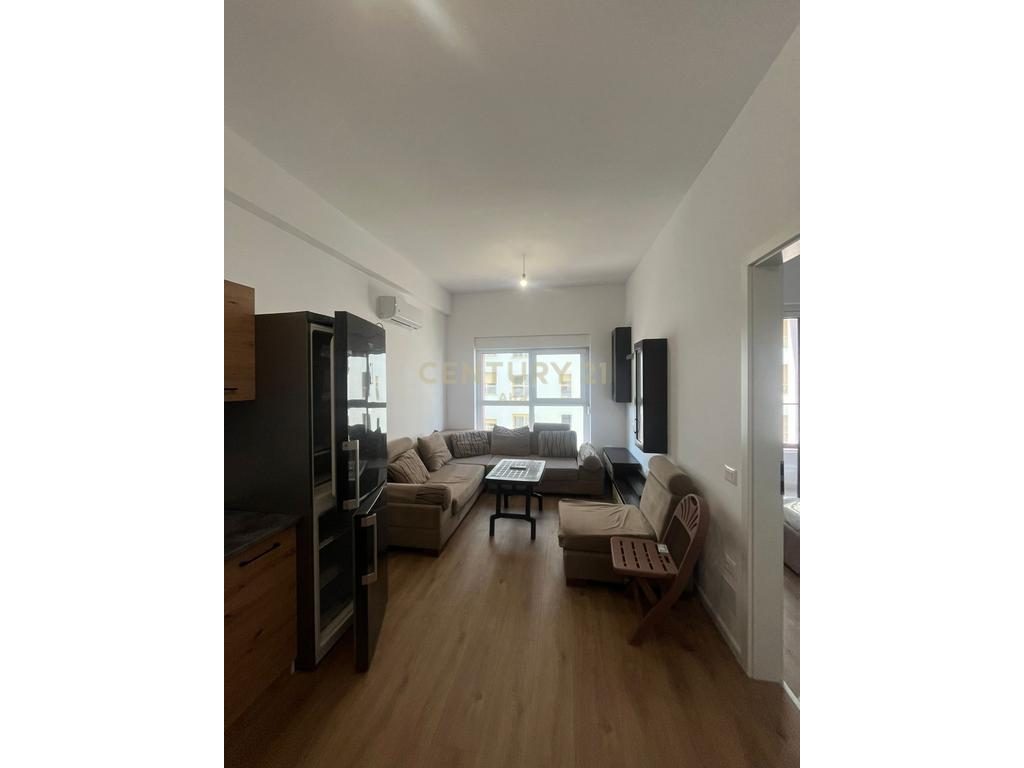 JEPET ME QIRA APARTAMENT 1+1 TEK KOPMLEKSI KADIU