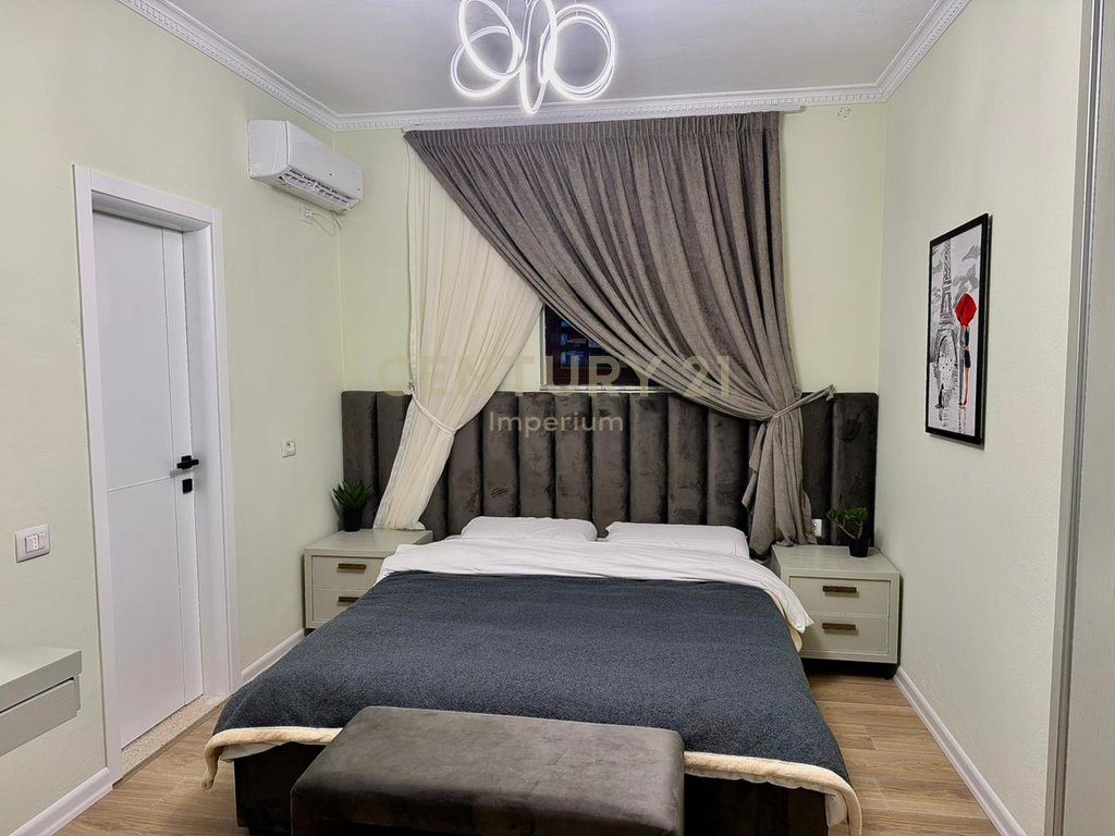 JEPET ME QIRA APARTAMENT 3+1+2, Bllok