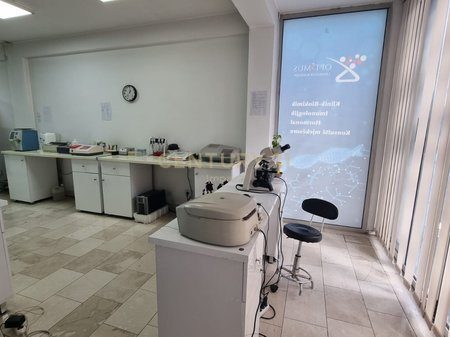 Apartament 2+1 për Zyrë-Klinike, QSUT
