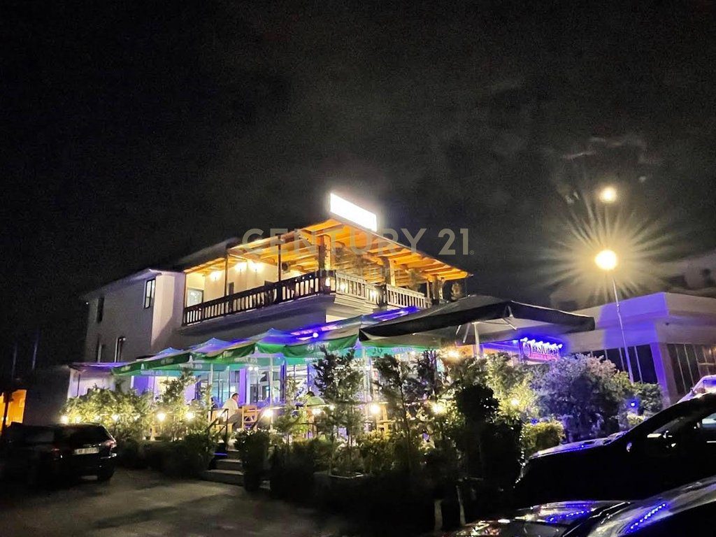 Hotel në Shitje në Vorë!