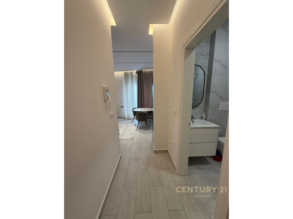 Apartament luksoz 1+1 për shitje – River Residence, Tiranë