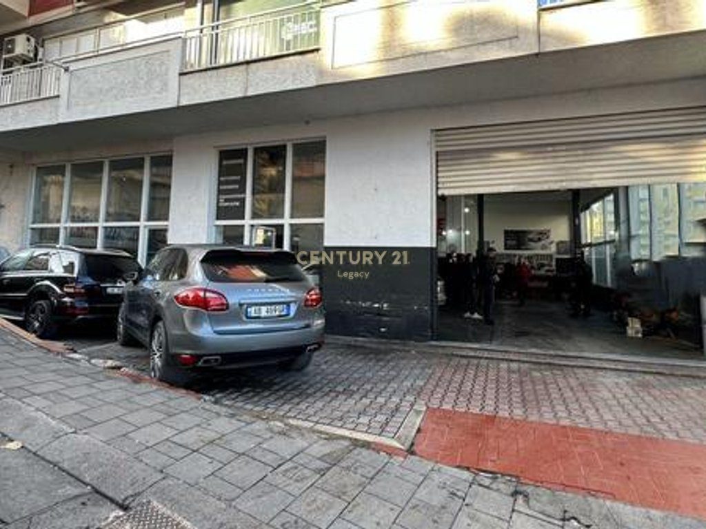 Shitet ose jepet me qera Ambient Komercial – Kati 0 Selite