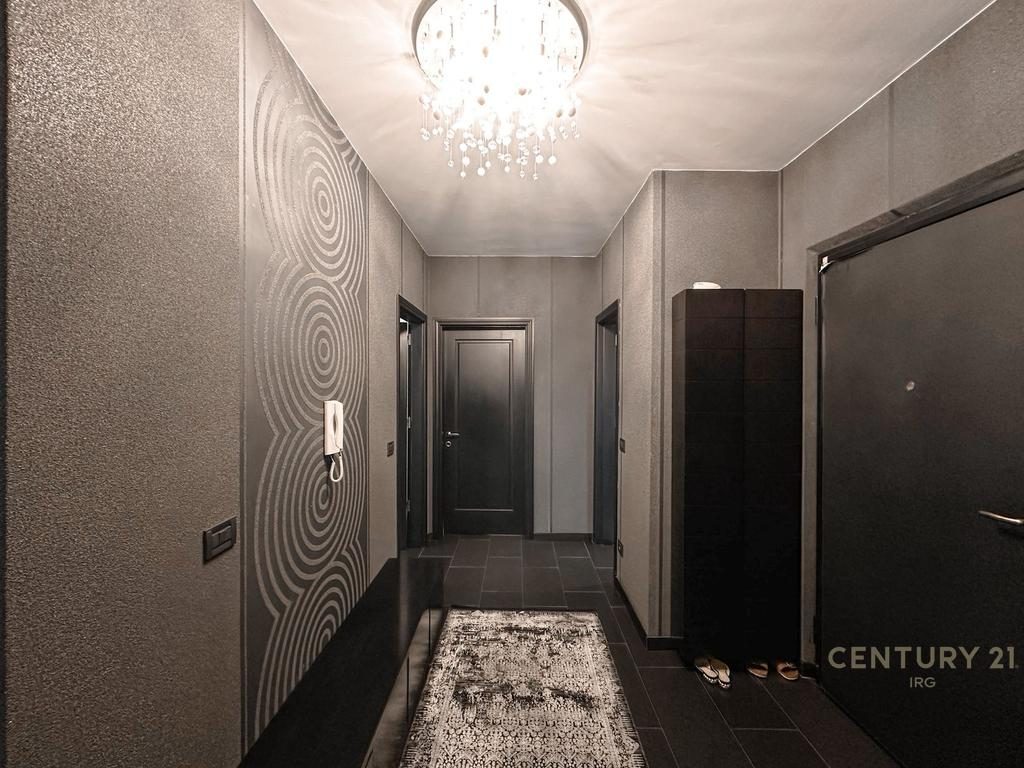 SHITET APARTAMENT 2+1  NE BLLOK