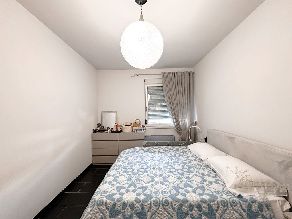 SHITET APARTAMENT 2+1  NE BLLOK