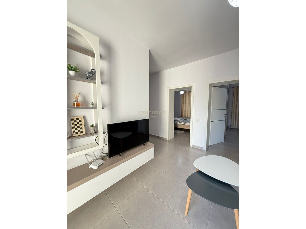 Apartament 2+1 me qira në lagjen “Kushtrim”
