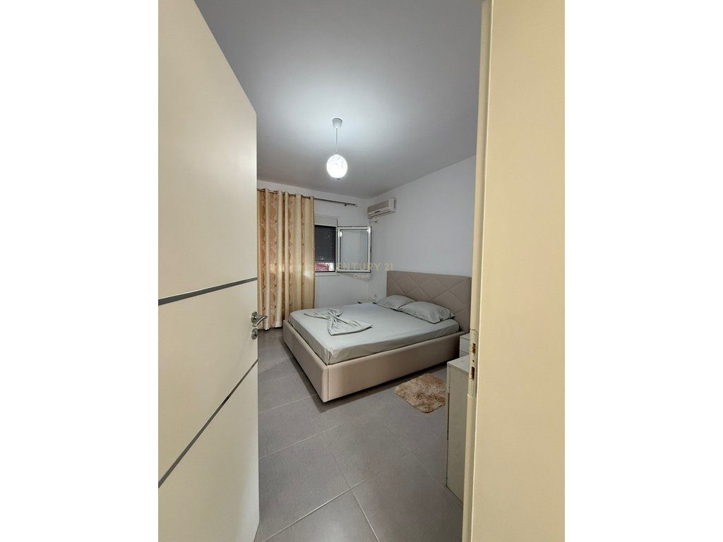 Apartament 2+1 me qira në lagjen “Kushtrim”