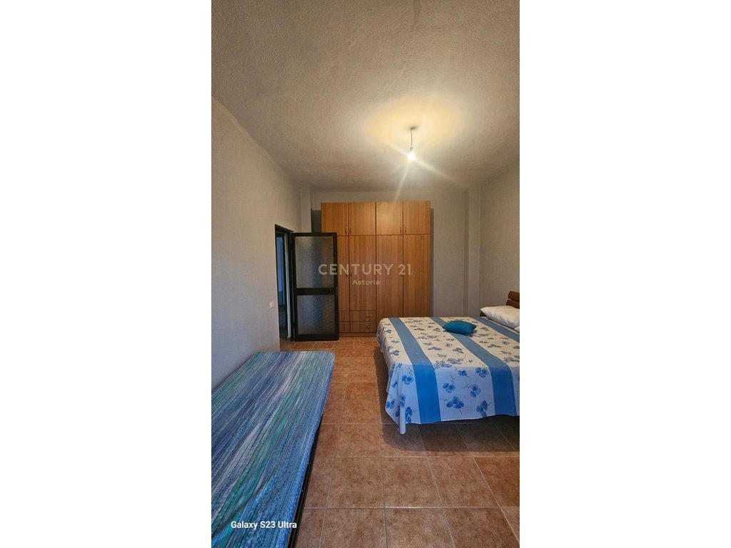 SHITET APARTAMENT 1+1 NE GOLEM, PRANE BONITA VIENA