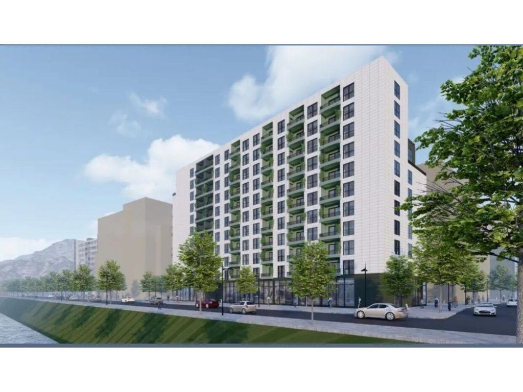 Ish Fusha e Aviacionit, Shitet Apartament 3+1+2 | Mundësi ndarje Dy Apartamente 1+1!