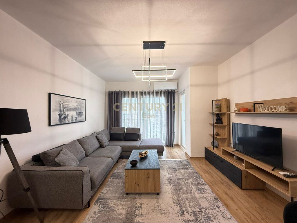 Apartament 2+1+2 Me Qira me Pamje Deti,  Vollga Durrës - 850€ | 100 m²