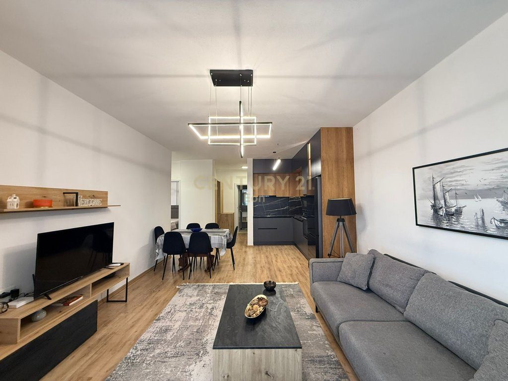Apartament 2+1+2 Me Qira me Pamje Deti,  Vollga Durrës - 850€ | 100 m²