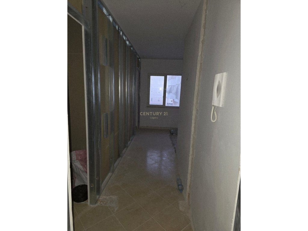 Shitet Apartament 1+1 – Fresk