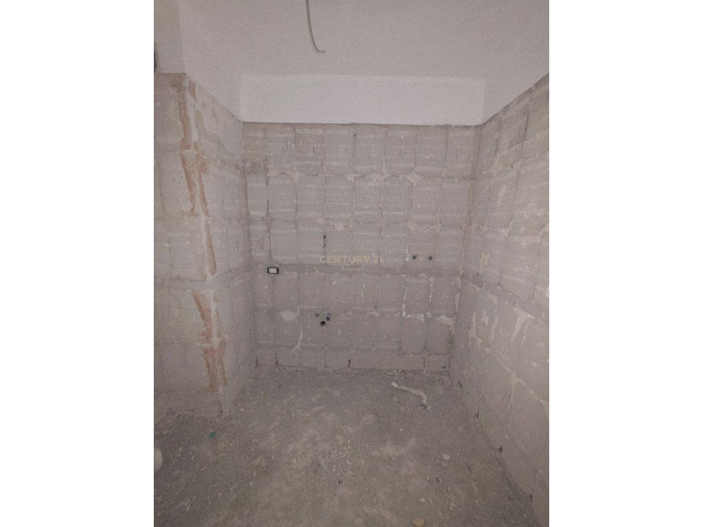 Shitet Apartament 1+1 – Fresk
