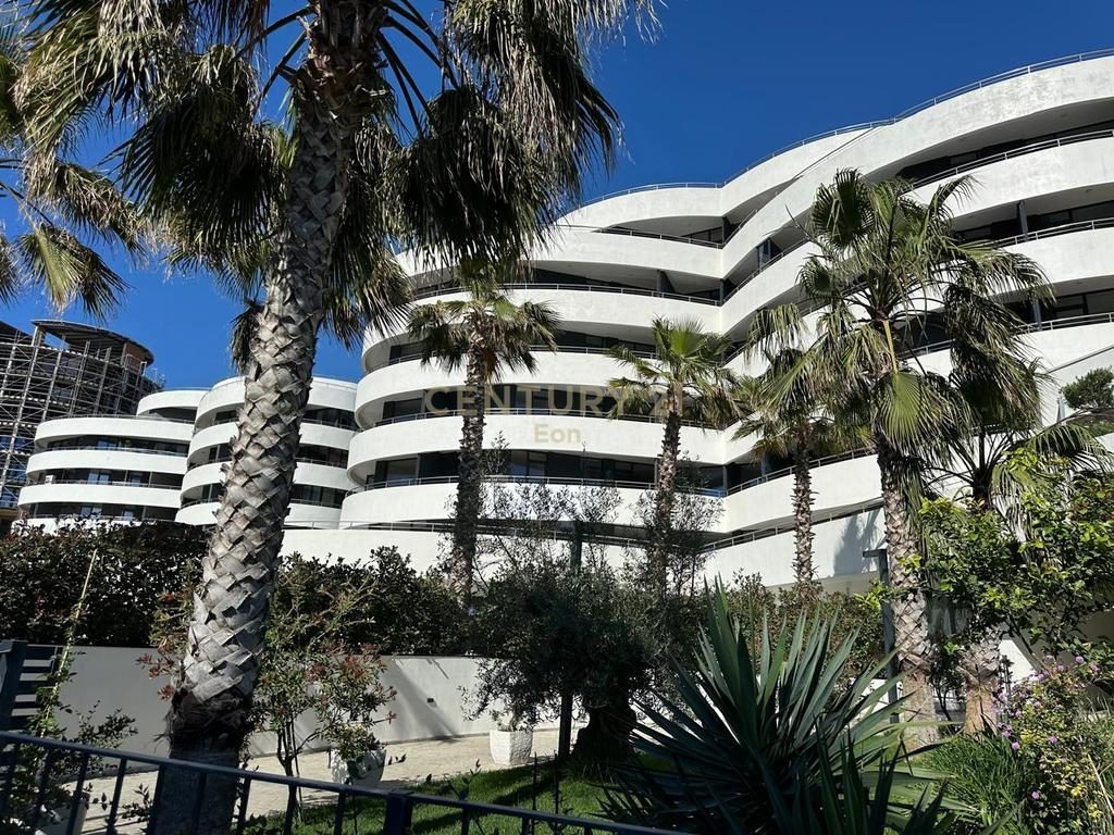SHITET APARTAMENT 1+1 TEK "WHITE HILL RESIDENCE" NE CURRILA, DURRES!