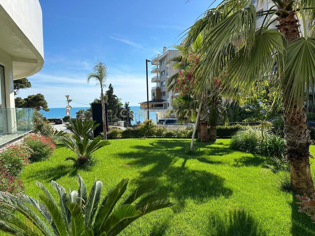 SHITET APARTAMENT 1+1 TEK "WHITE HILL RESIDENCE" NE CURRILA, DURRES!