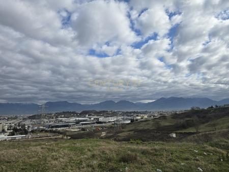 SHITET TOKE ARE PRANE LIQENIT TE KASHARIT!