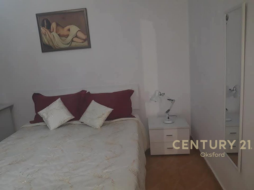 APARTAMENT 2+1 PER SHITJE NE BLLOK !