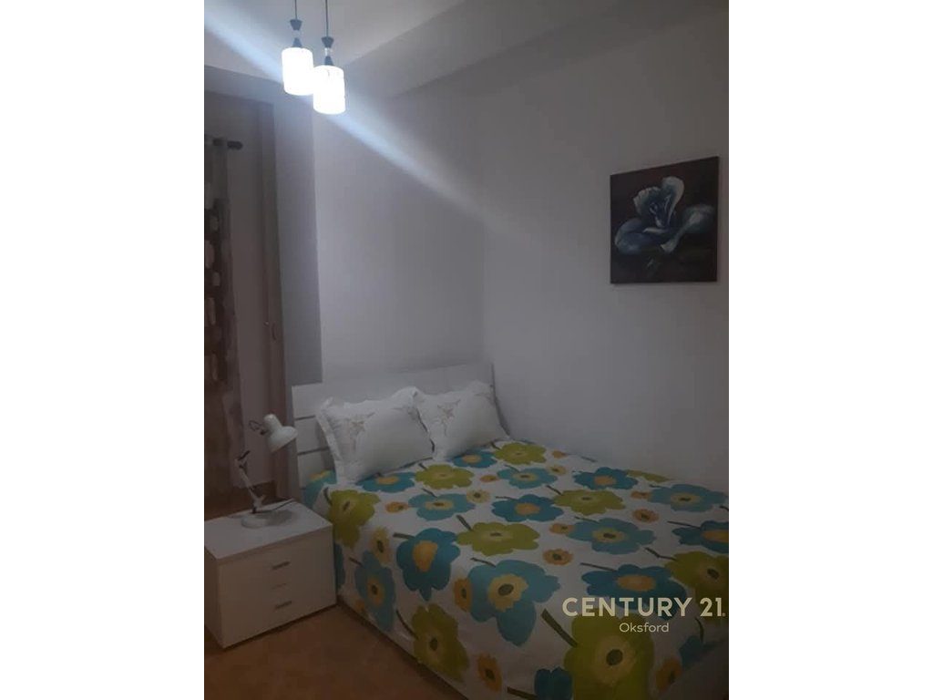 APARTAMENT 2+1 PER SHITJE NE BLLOK !