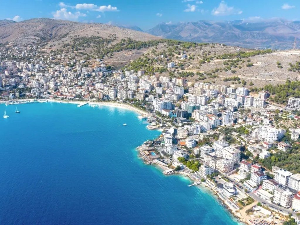 SARANDË, TOKË PËR SHITJE