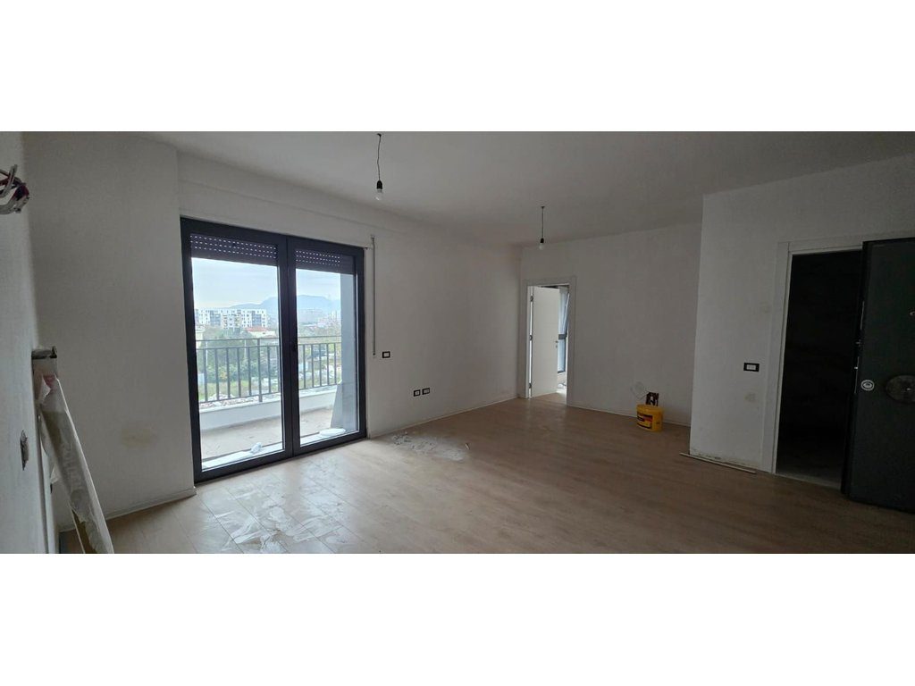 Bulevardi i Ri! Apartament 2+1 për qira!