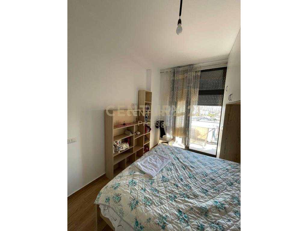 APARTAMENT I TIPOLOGJISE 2+1 ME QIRA, TEK ISH-DOGANA, TIRANE!