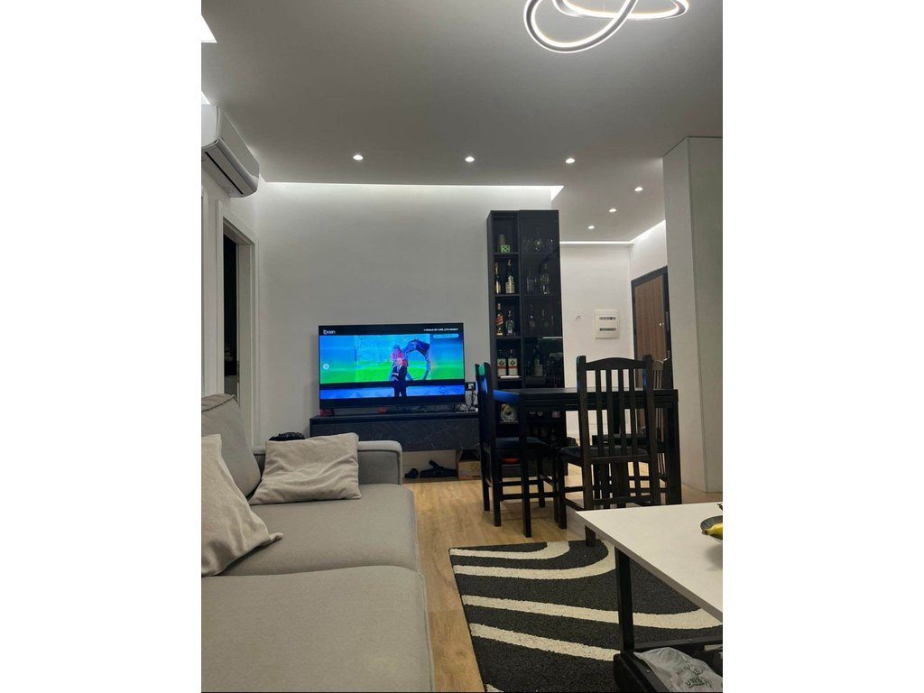 Apartament 2+1 Me Qira në Ish Fusha e Aviacionit, Tiranë