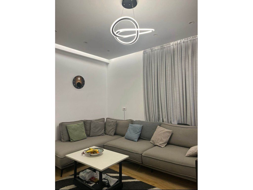 Apartament 2+1 Me Qira në Ish Fusha e Aviacionit, Tiranë
