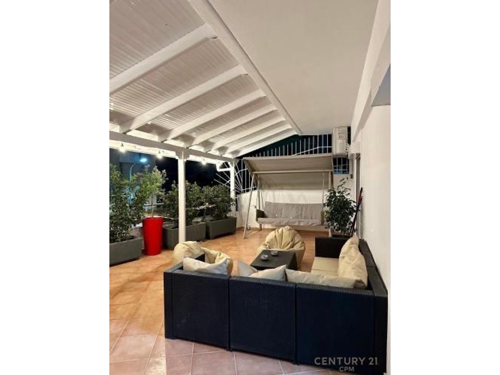NE SARANDE SHESIM SUPER APARTAMENT 2+1+2+VERANDE 120M LARG DETIT