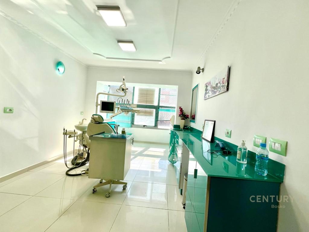 Fier, shitet njësi biznesi (klinikë)